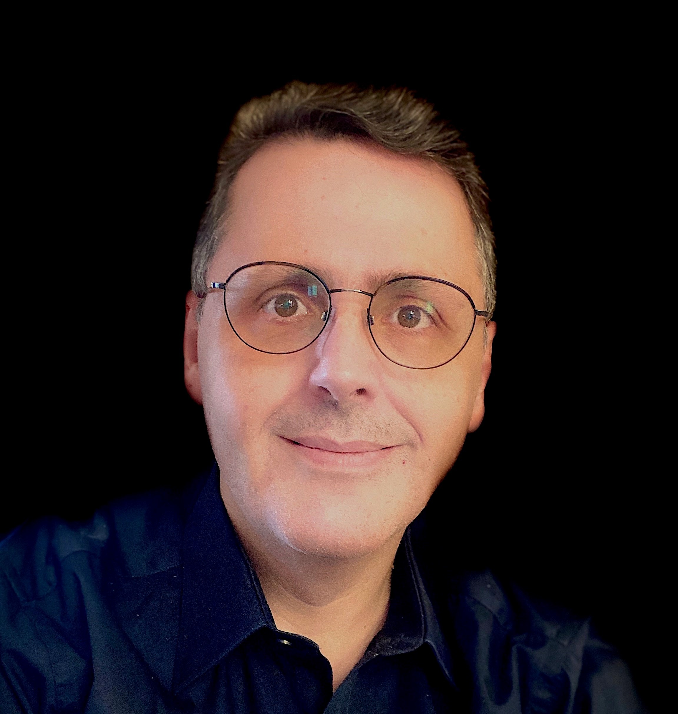 Dr. Alexandre Marini Ísola