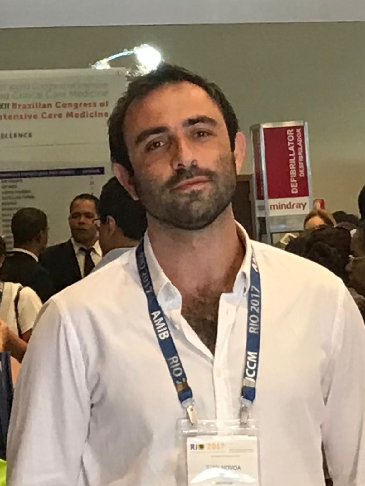 Dr. Juan Novoa - Tutor