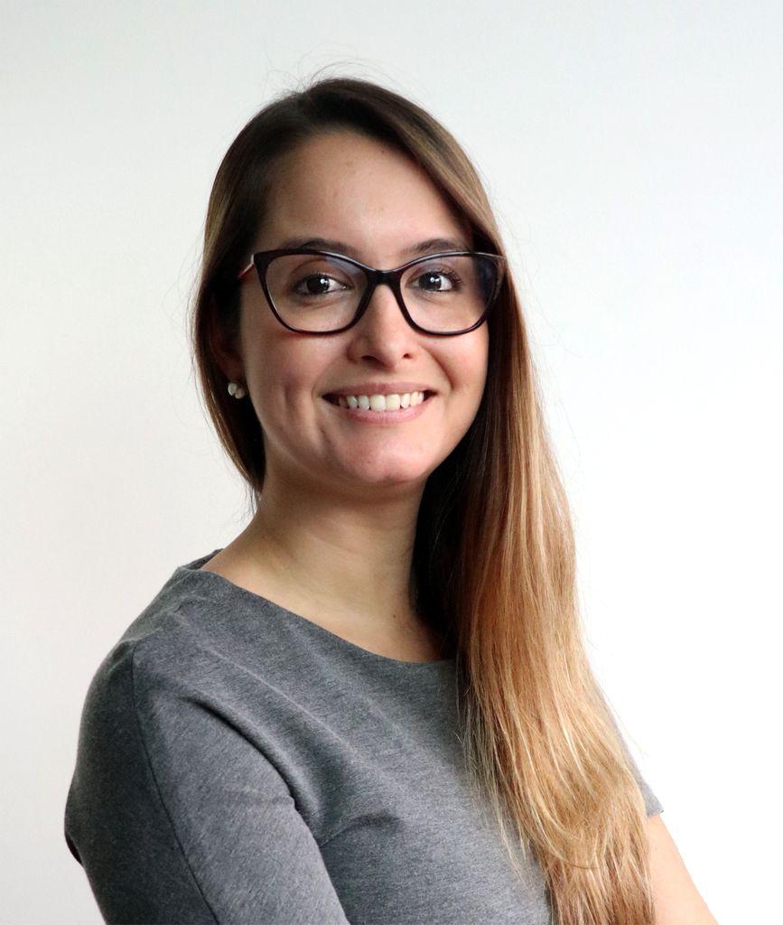 Dra Laura Girón Arango 