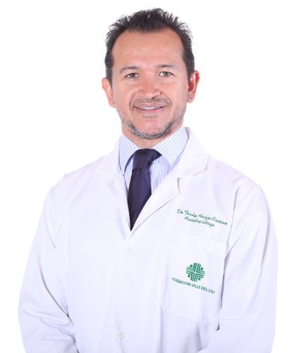Dr. Fredy Ariza 